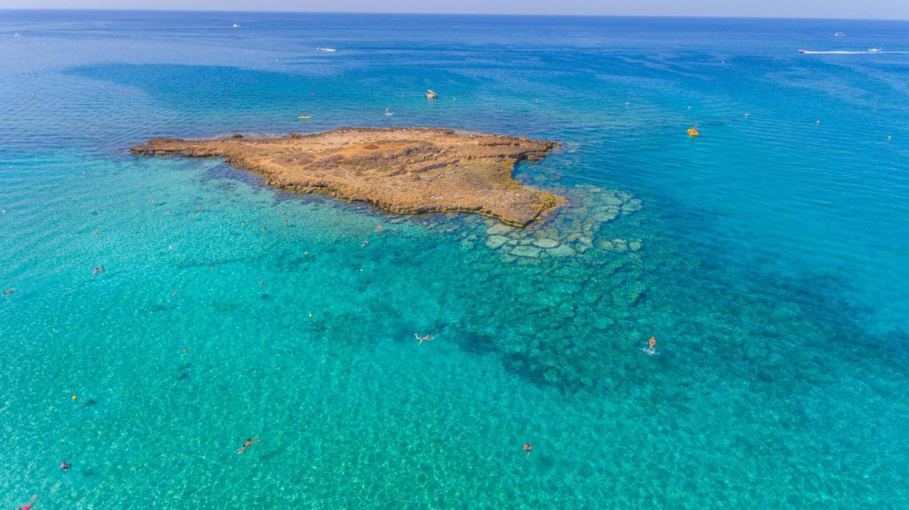 Constantinos The Great Beach Hotel Protarász Kültér fotó