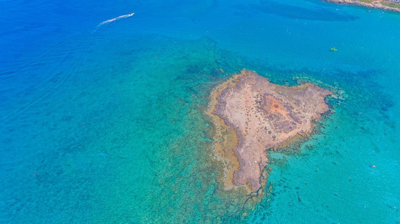 Constantinos The Great Beach Hotel Protarász Kültér fotó