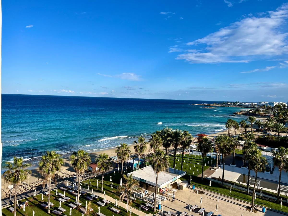 Constantinos The Great Beach Hotel Protarász Kültér fotó